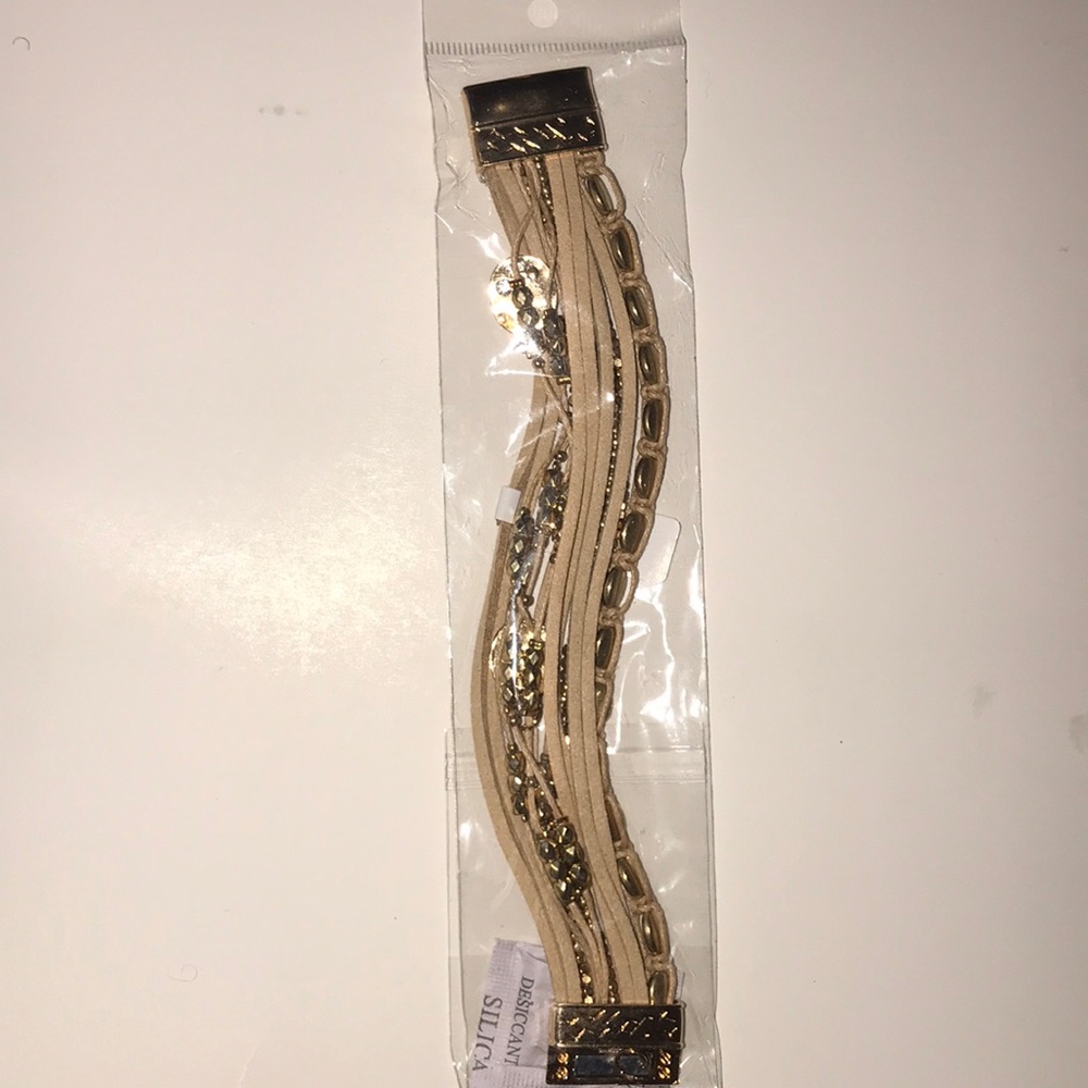 Bracelet